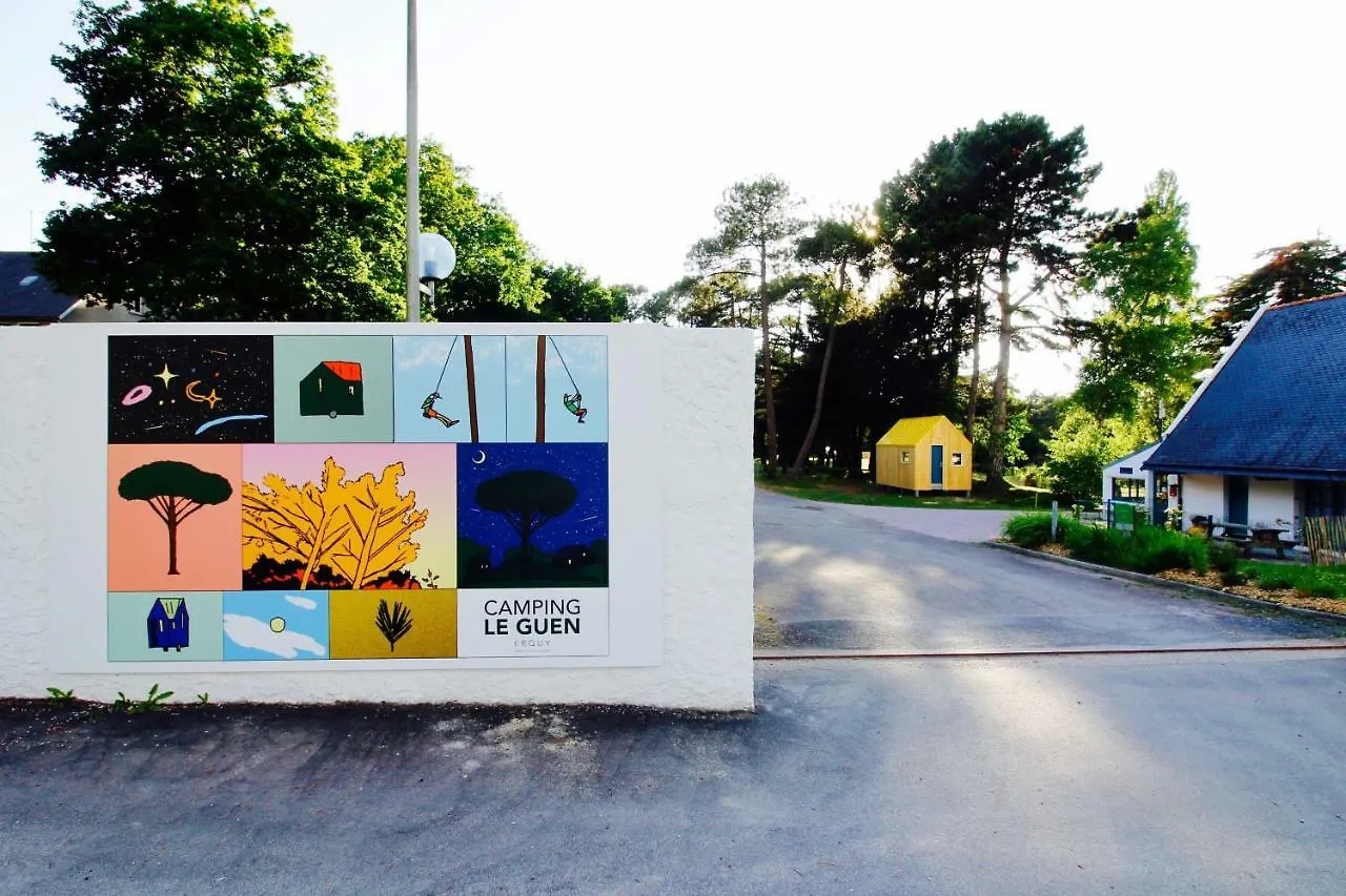 Campsite Tiny House Et Tentes En Coton Dans La Pinede Hotel Erquy